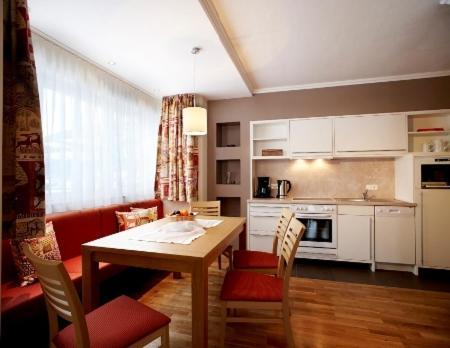 Sonnblick Apartments Und Zimmer - Nationalpark Sommercard Inklusive Hollersbach im Pinzgau Esterno foto
